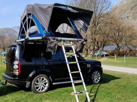 Scott Rooftop Tent Rental from ElectricExplorers，位于霍克斯黑德的酒店