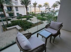 Shaqa at Address Beach Residence - Fuj，位于富查伊拉的酒店