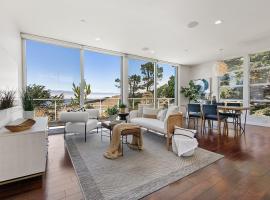 Marbella Lane - Cozy and Eccentric Design Home，位于帕西菲卡的酒店