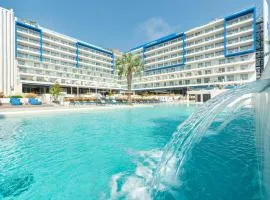 L'Azure Hotel 4* Sup