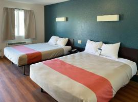 Motel 6 Cameron MO，位于卡梅伦的酒店