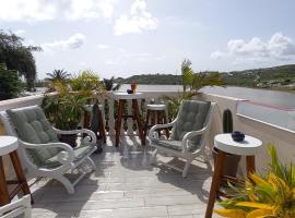Carambola Résidence, Ocean View，位于圣马丁岛的带停车场的酒店