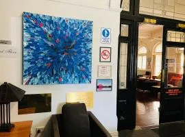 Wallaby Backpackers Hostel Perth - note - Valid passport required to check in -