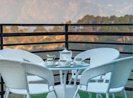 The Himalayan Roots I Serviced Apartments I Pvt Balcony I Kasauli I By Exotic Stays，位于卡绍利的酒店