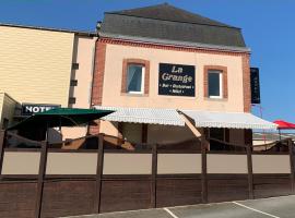 hôtel de la grange，位于Cossé-le-Vivien的酒店
