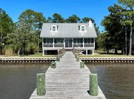 Write on the Bay, a Waterfront Retreat in Coastal Alabama