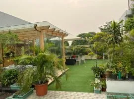 GREEN HOME STAY