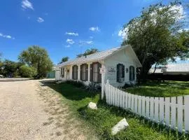 Carriage Inn - Cottage