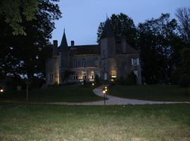 château de millery，位于Saint-Forgeot的酒店