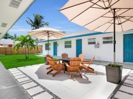 LoKal Rental Tropical Florida destination，位于劳德代尔堡Roscioli Yachting Center Marina附近的酒店