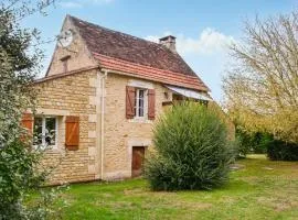 1 Bedroom Cozy Home In St Chamassy