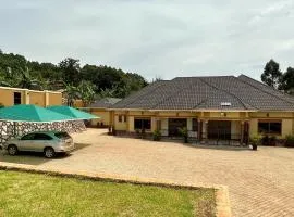 Makanga Hill Suites