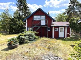 4 person holiday home in GAMLEBY-By Traum，位于Gamleby的酒店