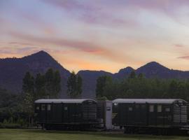 Nex Station Kanchanaburi，位于北碧的乡间豪华旅馆