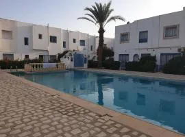 Joli duplex à Hammamet dans résidence avec piscine