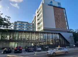 The Lennox Suites by Cozy