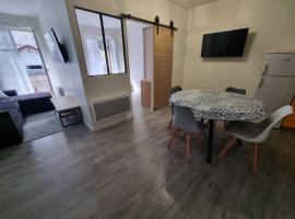 Coeur de Cauterets appartement 53m² 4/6 personnes，位于科特雷的度假村