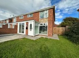 Spacious and stylish 3-bed home ideal for families