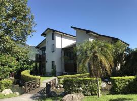 花蓮金澤居民宿樹窩民宿御安居民宿寵物友善，位于吉安的酒店