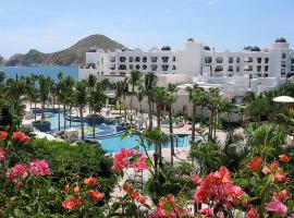 Suites at PB Rose' Resort and Spa Cabo San Lucas，位于卡波圣卢卡斯的酒店
