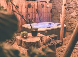 Romantic Getaway - Sauna and Jacuzzi - El Clandestino，位于斯图蒙的酒店