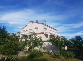 Apartments by the Sea，位于洛帕的酒店