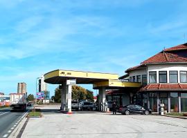 Motel Gas-Petrol Samac，位于Bosanski ŠamacŽeljeznička Stanica Bosanski Šamac附近的酒店