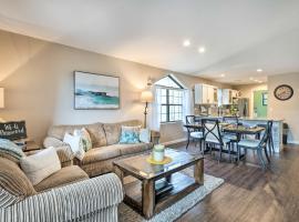 Pet-Friendly Branson Condo Walk to The Strip，位于布兰森的宠物友好酒店