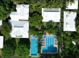 Infinity Diving Resort and Residences，位于道因的酒店