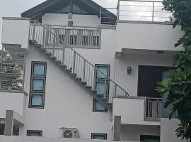 Villa Suyara Rooftop,,,，位于帕讷杜勒的公寓