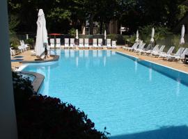 Hotel Rosenblatt，位于切尔维亚的酒店