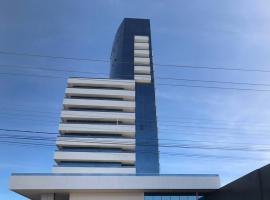 Kariris Blue Tower，位于克拉图的低价酒店
