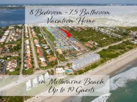 Wonderful 8Bd7BA Melbourne Beach w Pool Dock & Beach，位于墨尔本比奇的酒店