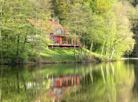 Ferienwohnungen & Campingfässer "Am Kunstteich"，位于Wettelrode的酒店