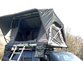 Amelia Rooftop Tent Rental from ElectricExplorers，位于霍克斯黑德的豪华帐篷