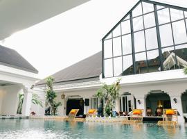 MAHALAYA The Legacy Hotel，位于梭罗Taman Balekambang附近的酒店