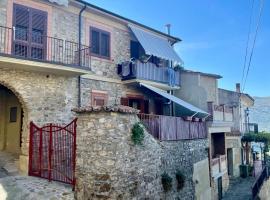 La Casa del Nonno，位于托尔基亚拉的酒店