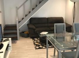 Maisonnette cosy à Châtillon-Coligny，位于Châtillon-Coligny的酒店