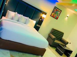 Beniks courtyard Hotel，位于伊洛林的酒店