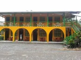 Cabinas Manzanillo Caribe