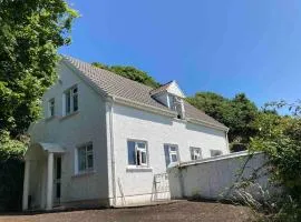 Cosy Stay on The Wild Atlantic Way