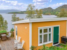 1 Bedroom Nice Home In Skånevik，位于Tveitavoll的酒店