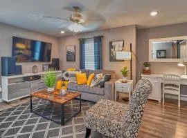 Cozy Haven Attached to Million Home - South Tampa