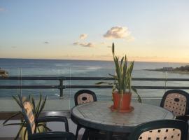Saint Julians Seafront 200m2 beautiful Apartment，位于Tal-Għoqod的酒店