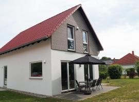 Holiday home on the island of Poel, 3 bedrooms, 2 bathrooms, sauna，位于因塞尔波埃尔的带停车场的酒店