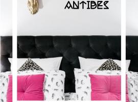 Artistic Antibes Apartment，位于昂蒂布的酒店