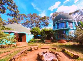 Espaço Cultural Lotus - Suítes, Hostel e Camping，位于戈亚斯州上帕莱索的豪华帐篷营地