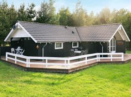 Three-Bedroom Holiday home in Højslev 4，位于Bøstrup的度假屋