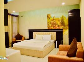 Jatra Hotel Inani Long Bay，位于库克斯巴扎的酒店