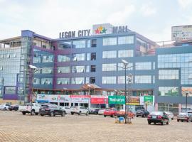 Legon City Mall Short Stay Apartments for Business and Vacation - East Legon，位于阿克拉的酒店